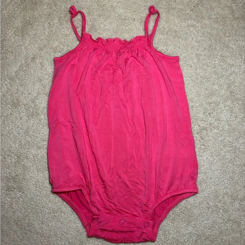 Posh Peanut fuchsia Pink Baby Bubble Romper - size 2T - Picture 1 of 5